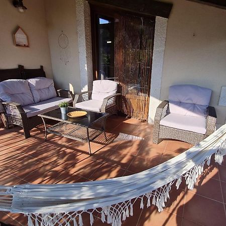 Hostal Miraribera En La Ribera Del Duero Fompedraza Exterior foto